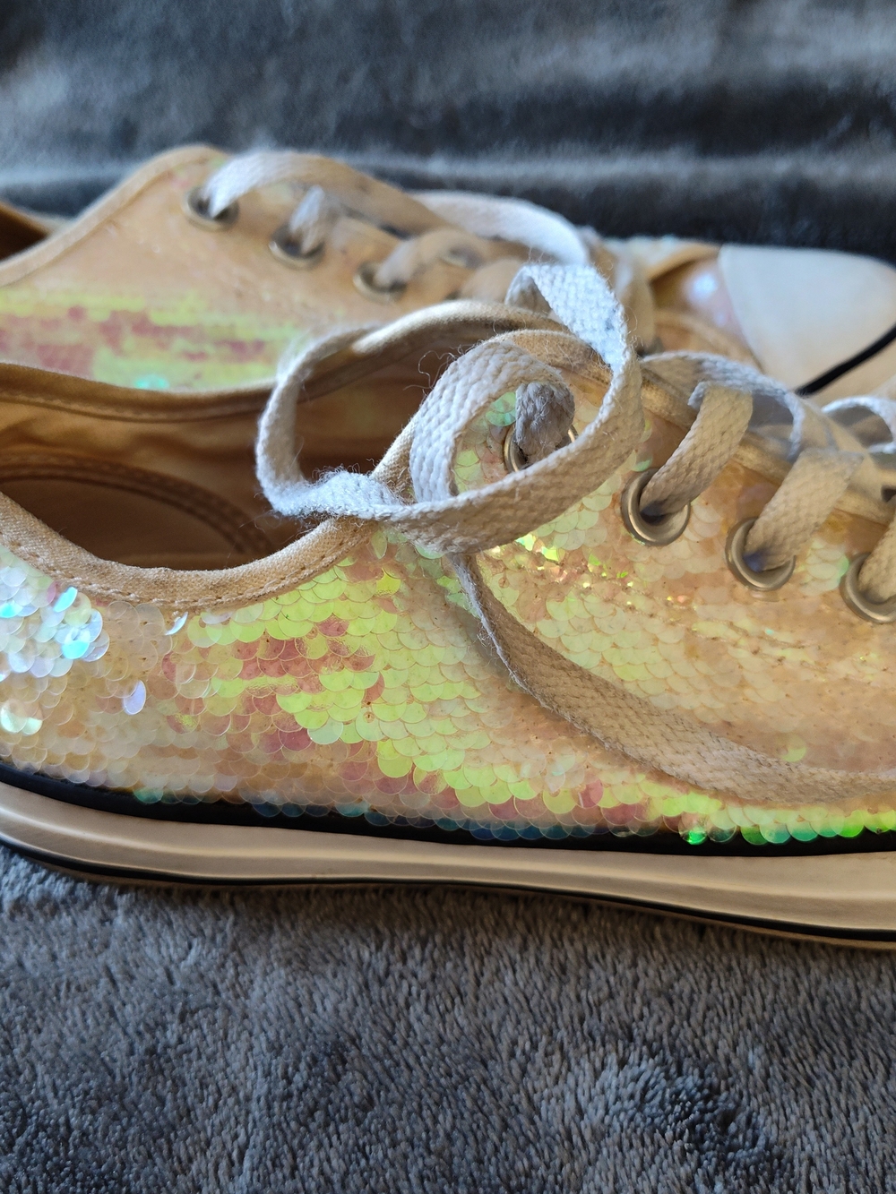 Women's Converse Iridescent Sequin Low-Top Sneakers - Cream/Multicolor Shimmer